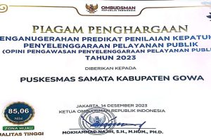 PENGANUGRAHAN PREDIKAT PENILAIAN KEPATUHAN PENYELENGGARAAN PELAYANAN PUBLIK UPT PUSKESMAS SAMATA KABUPATEN GOWA TAHUN 2023 DENGAN NILAI 85,06, ZONA HIJAU, KUALITAS TINGGI